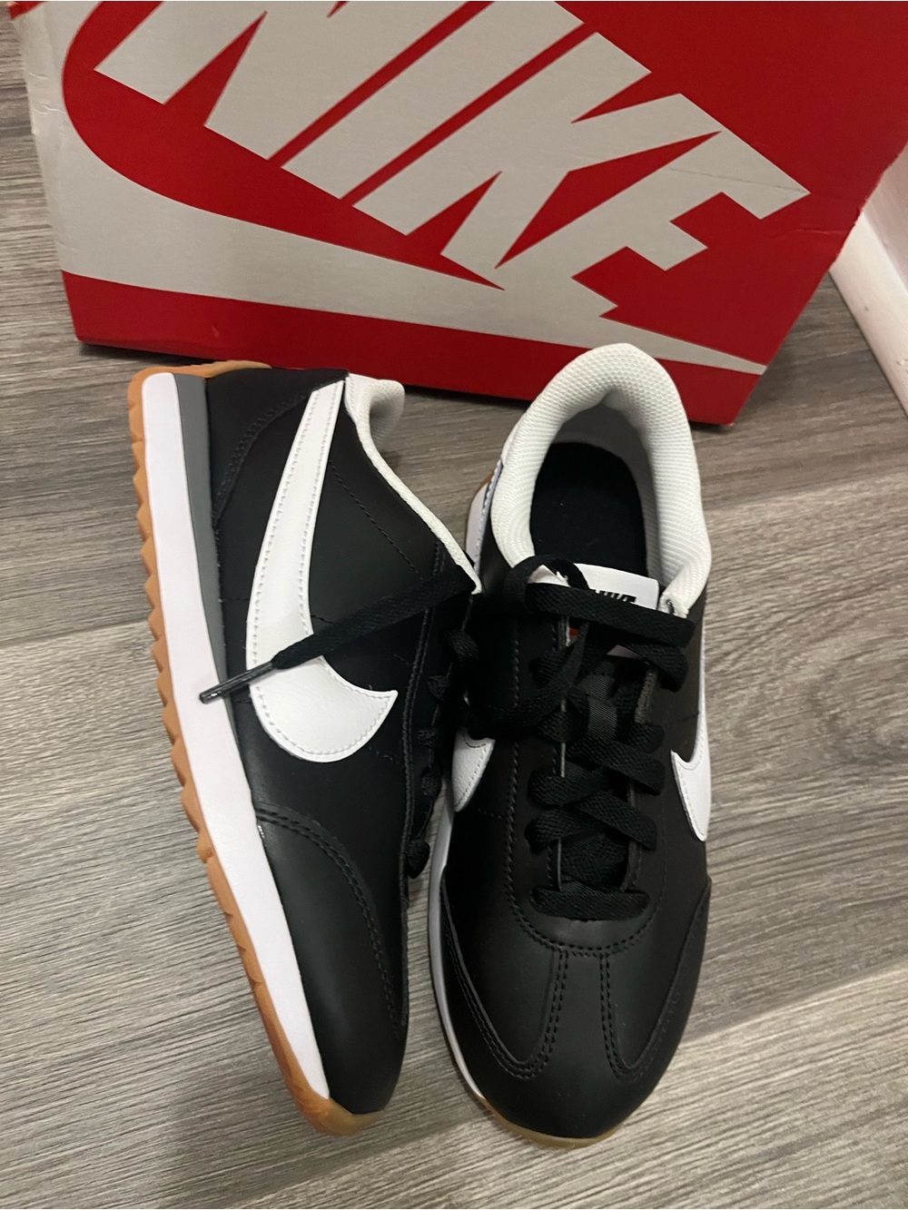 Nike Kids' Black/White Retro Runner Shoes